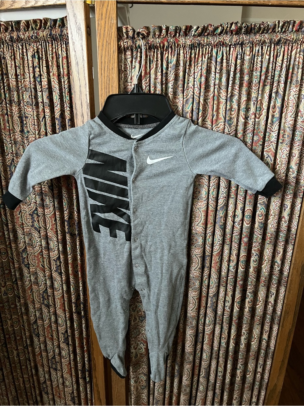 Nike Grey and Black Logo Baby Footie